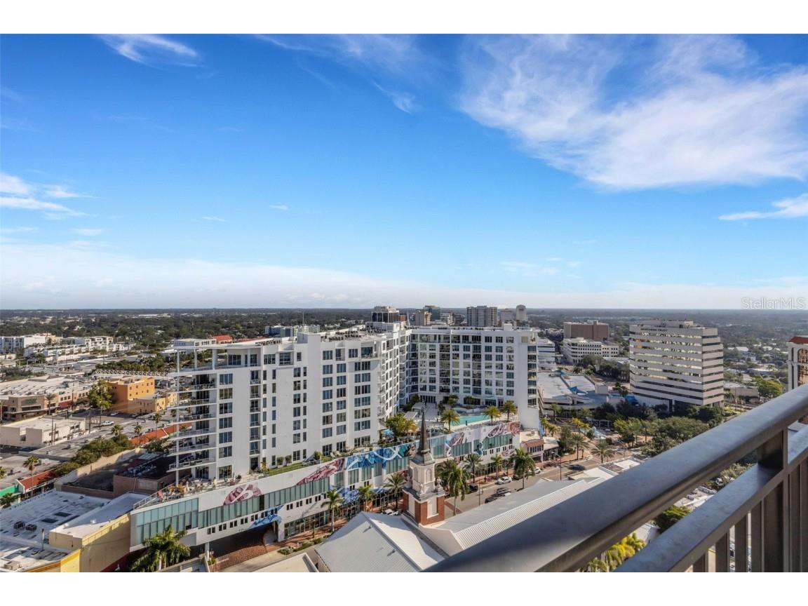 33 S Palm Avenue #1503 Sarasota FL 34236 A4674241 image37