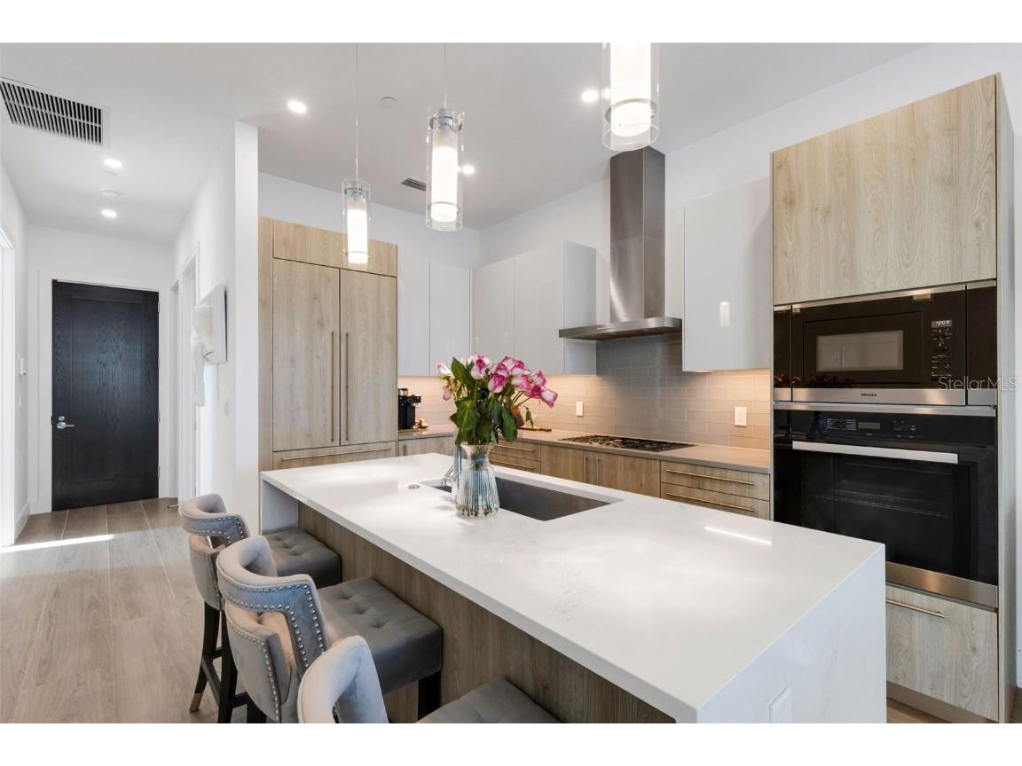 33 S Palm Avenue #1503 Sarasota FL 34236 A4674241 image4