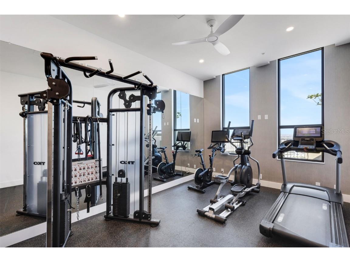 33 S Palm Avenue #1503 Sarasota FL 34236 A4674241 image40