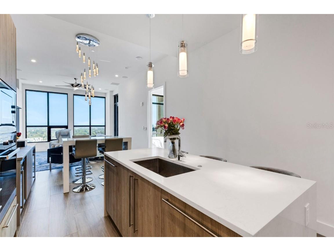 33 S Palm Avenue #1503 Sarasota FL 34236 A4674241 image9