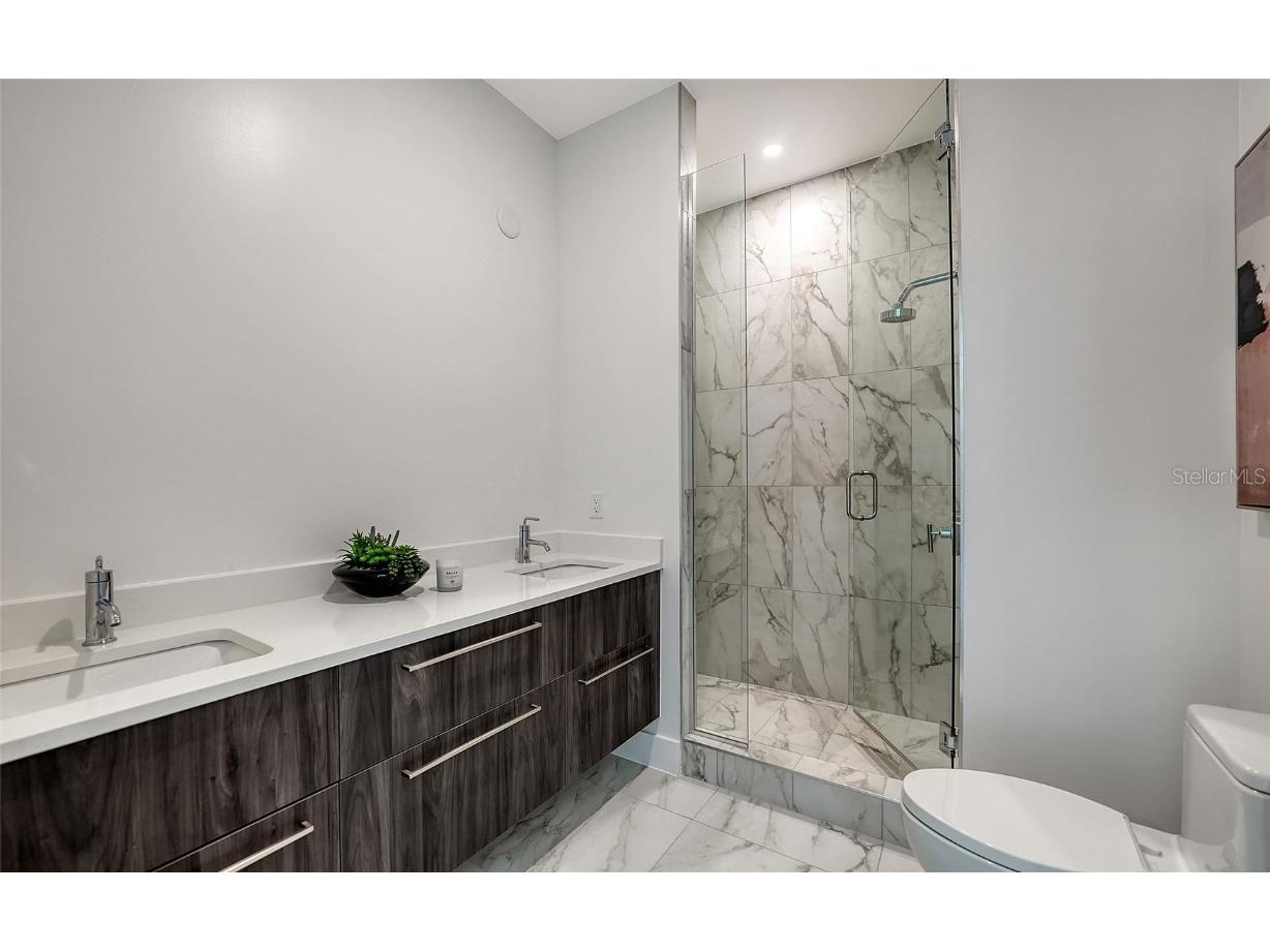 33 S Palm Avenue #1601 Sarasota FL 34236 A4659041 image36