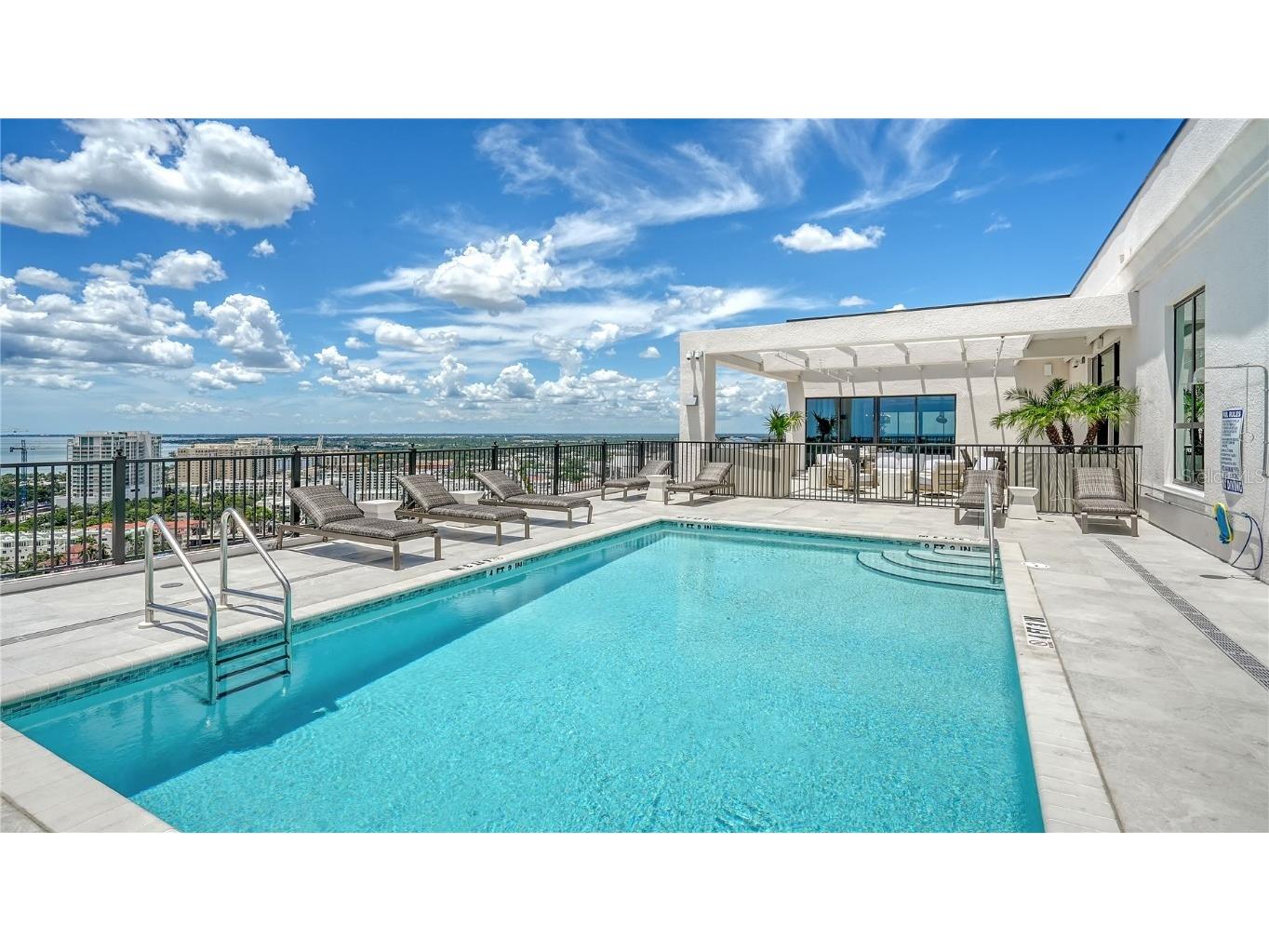 33 S Palm Avenue #1601 Sarasota FL 34236 A4659041 image47