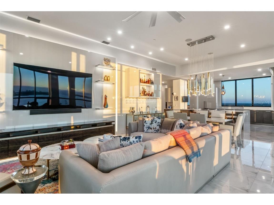 33 S Palm Avenue #1701 Sarasota FL 34236 - SARASOTA BAY/GULF OF MEXICO A4674550 image15