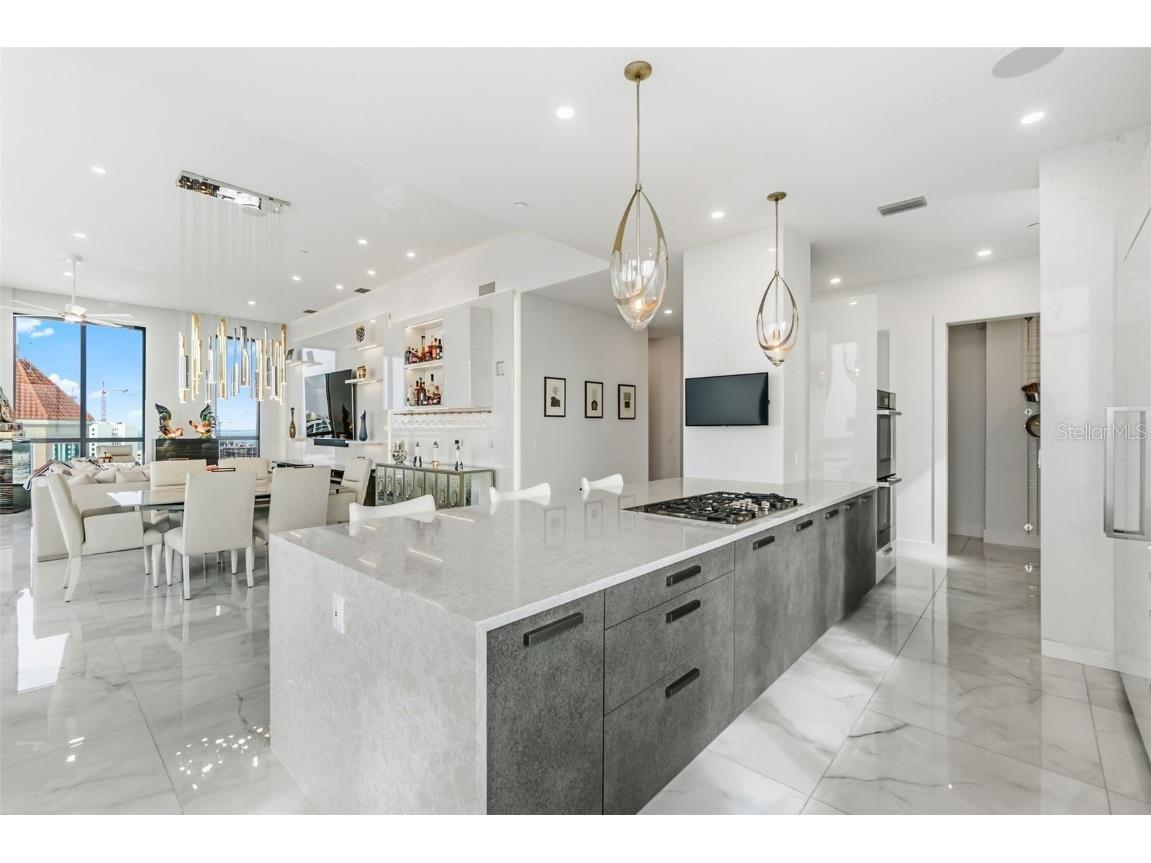 33 S Palm Avenue #1701 Sarasota FL 34236 - SARASOTA BAY/GULF OF MEXICO A4674550 image24