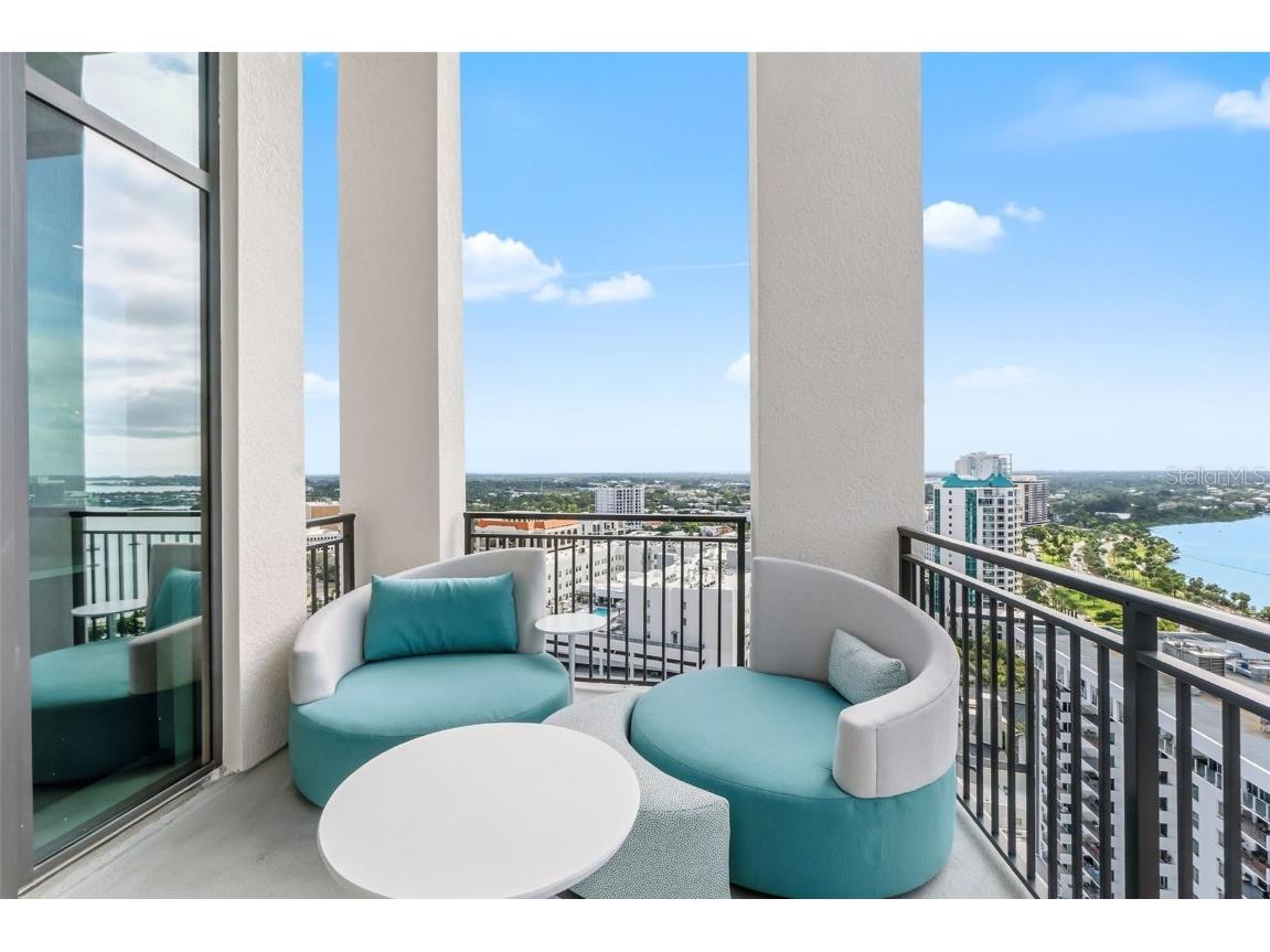 33 S Palm Avenue #1701 Sarasota FL 34236 - SARASOTA BAY/GULF OF MEXICO A4674550 image33