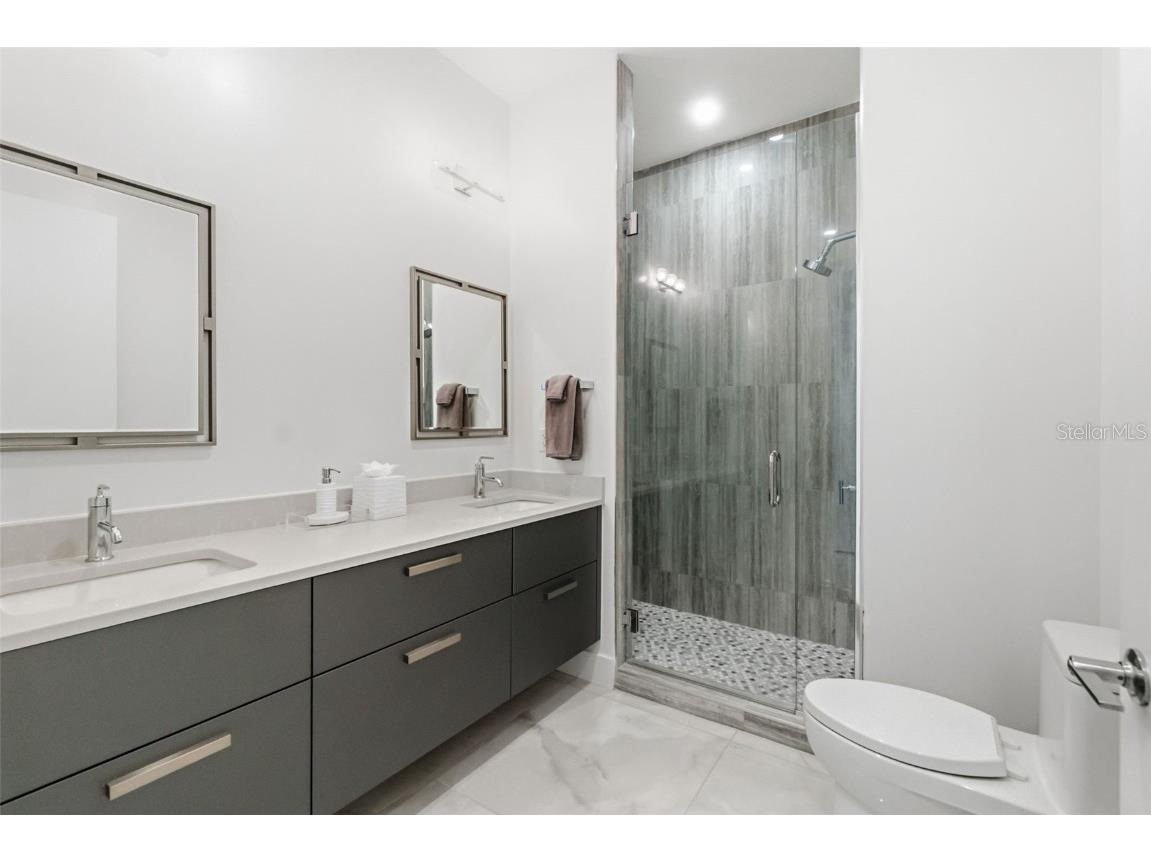 33 S Palm Avenue #1701 Sarasota FL 34236 - SARASOTA BAY/GULF OF MEXICO A4674550 image36