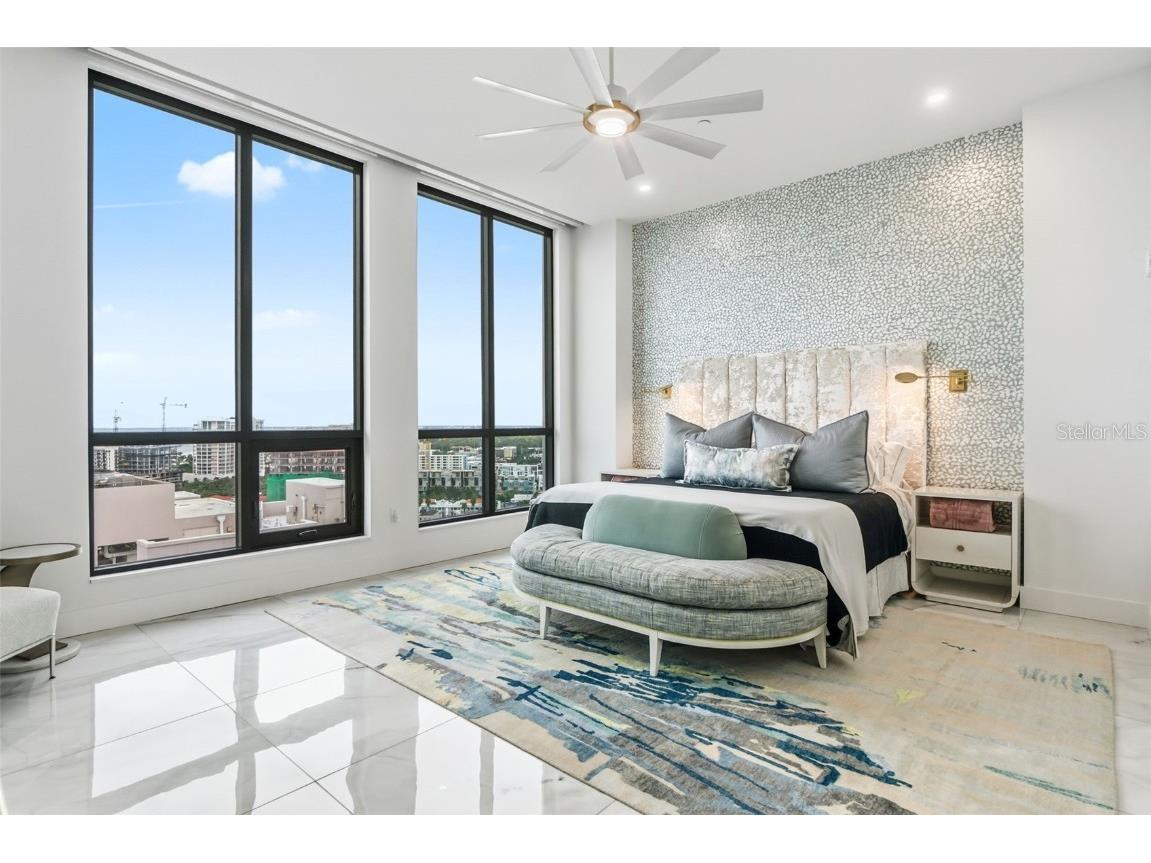 33 S Palm Avenue #1701 Sarasota FL 34236 - SARASOTA BAY/GULF OF MEXICO A4674550 image38