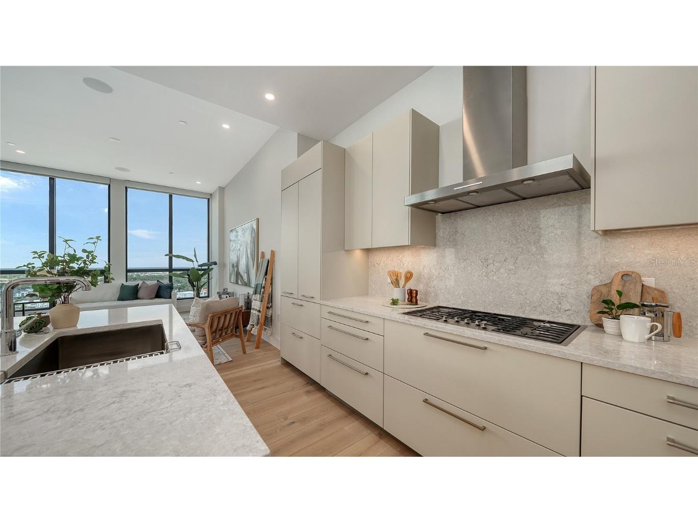 33 S Palm Avenue #1702 Sarasota FL 34236 - SARASOTA BAY A4669307 image7