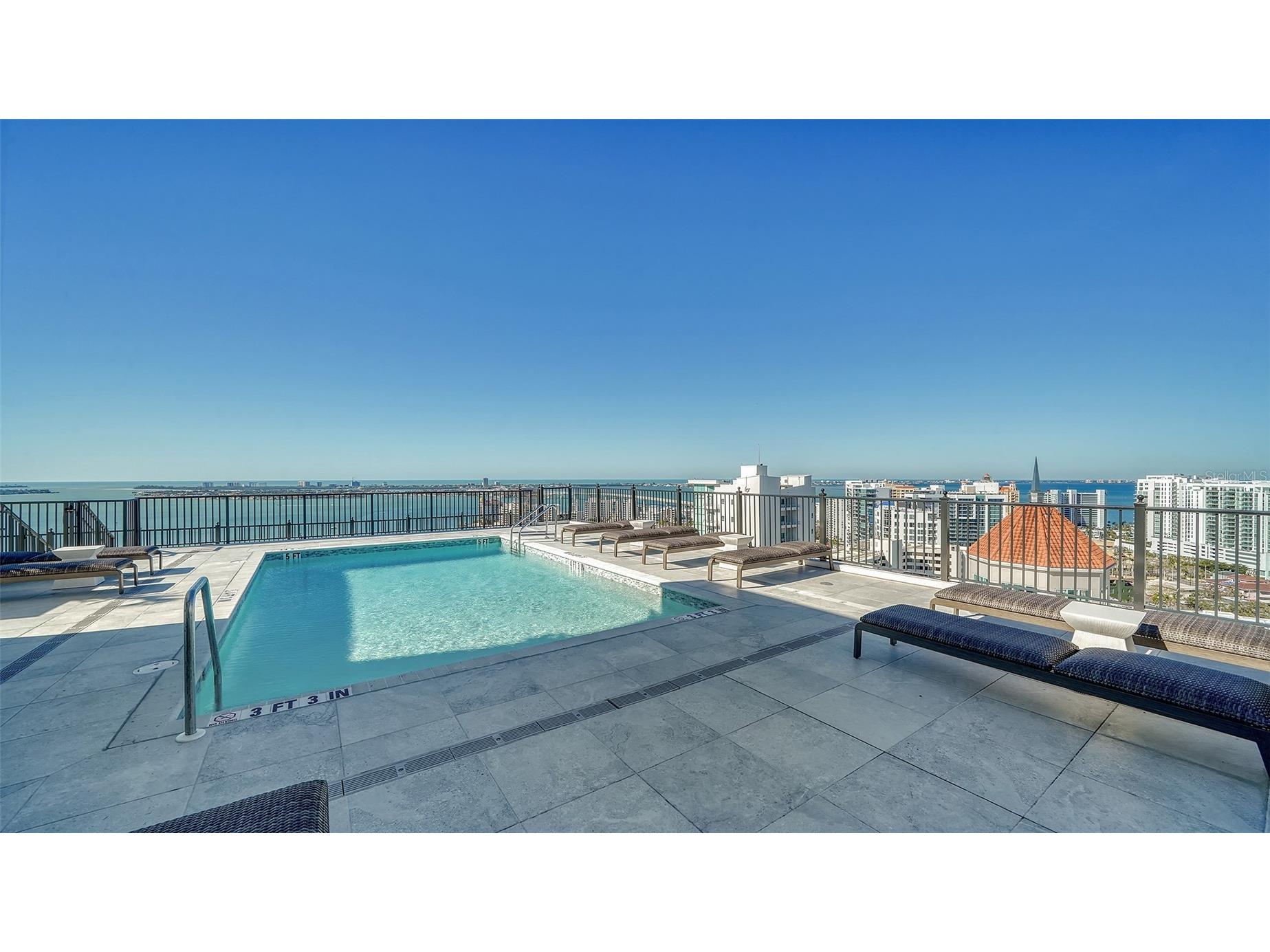 33 S Palm Avenue #701 Sarasota FL 34236 A4666950 image37