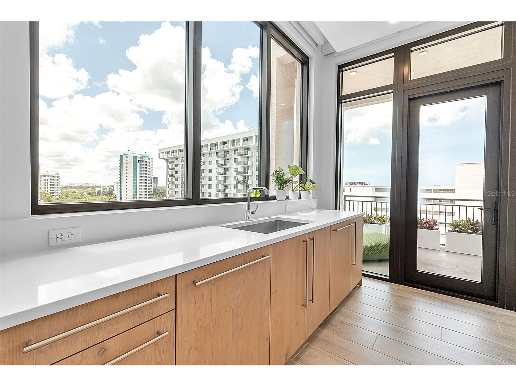 33 S Palm Avenue #701 Sarasota FL 34236 A4692948 image13