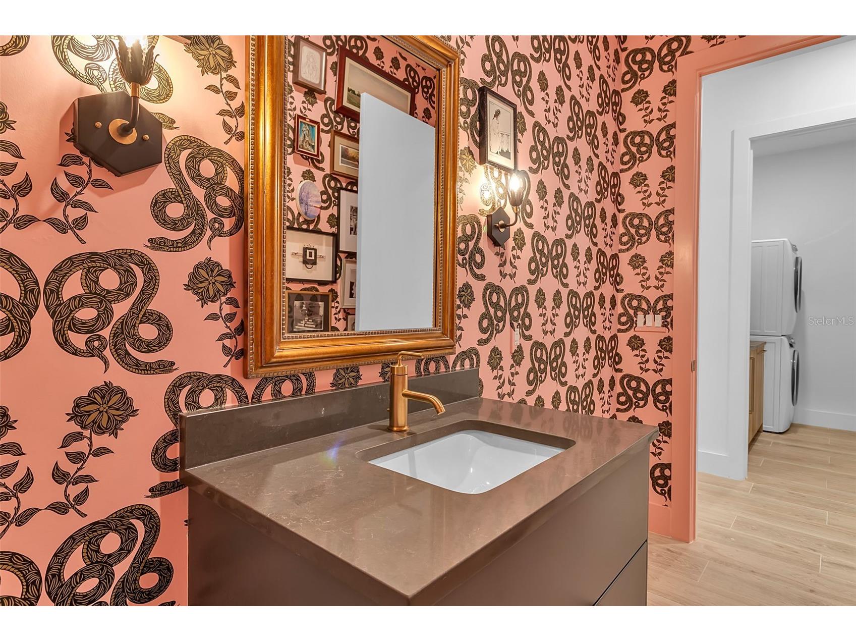 33 S Palm Avenue #701 Sarasota FL 34236 A4692948 image28