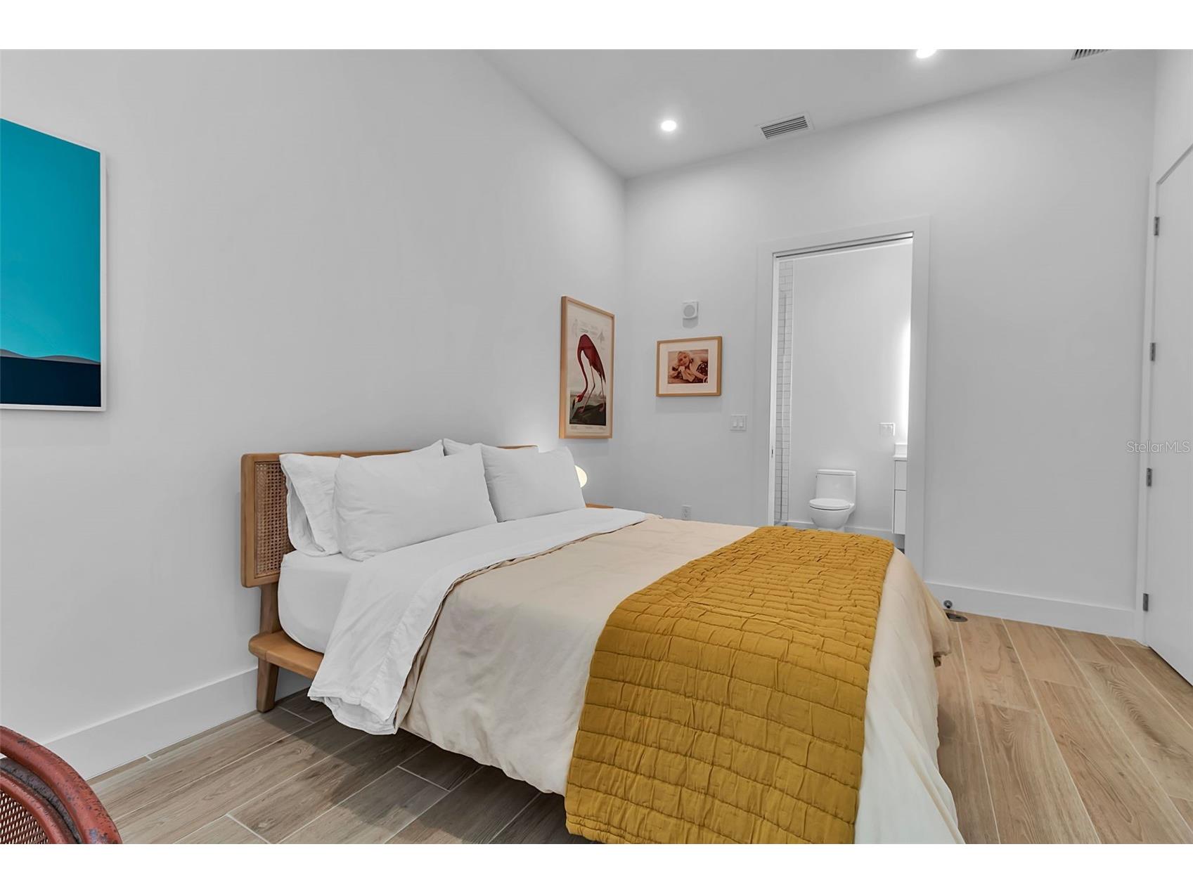 33 S Palm Avenue #701 Sarasota FL 34236 A4692948 image32