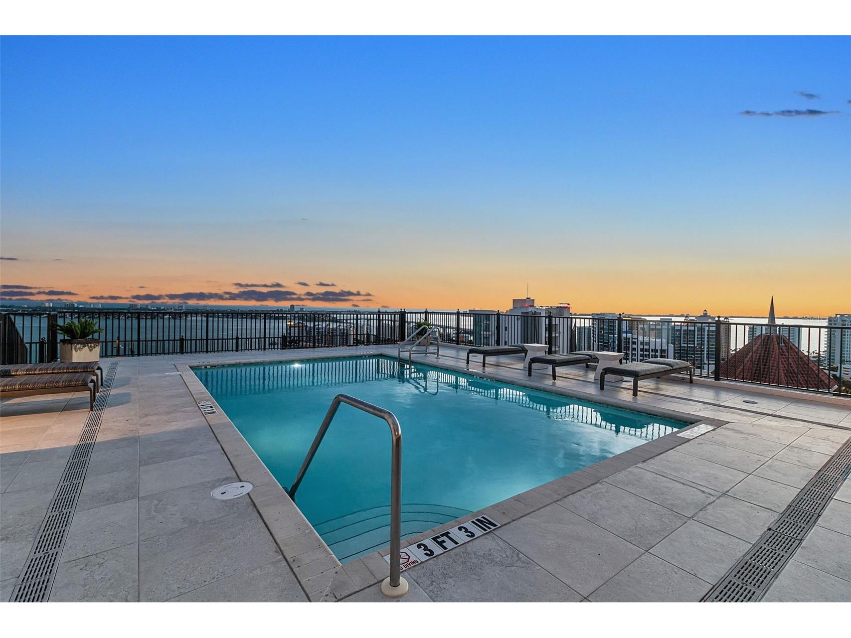 33 S Palm Avenue #701 Sarasota FL 34236 A4692948 image44