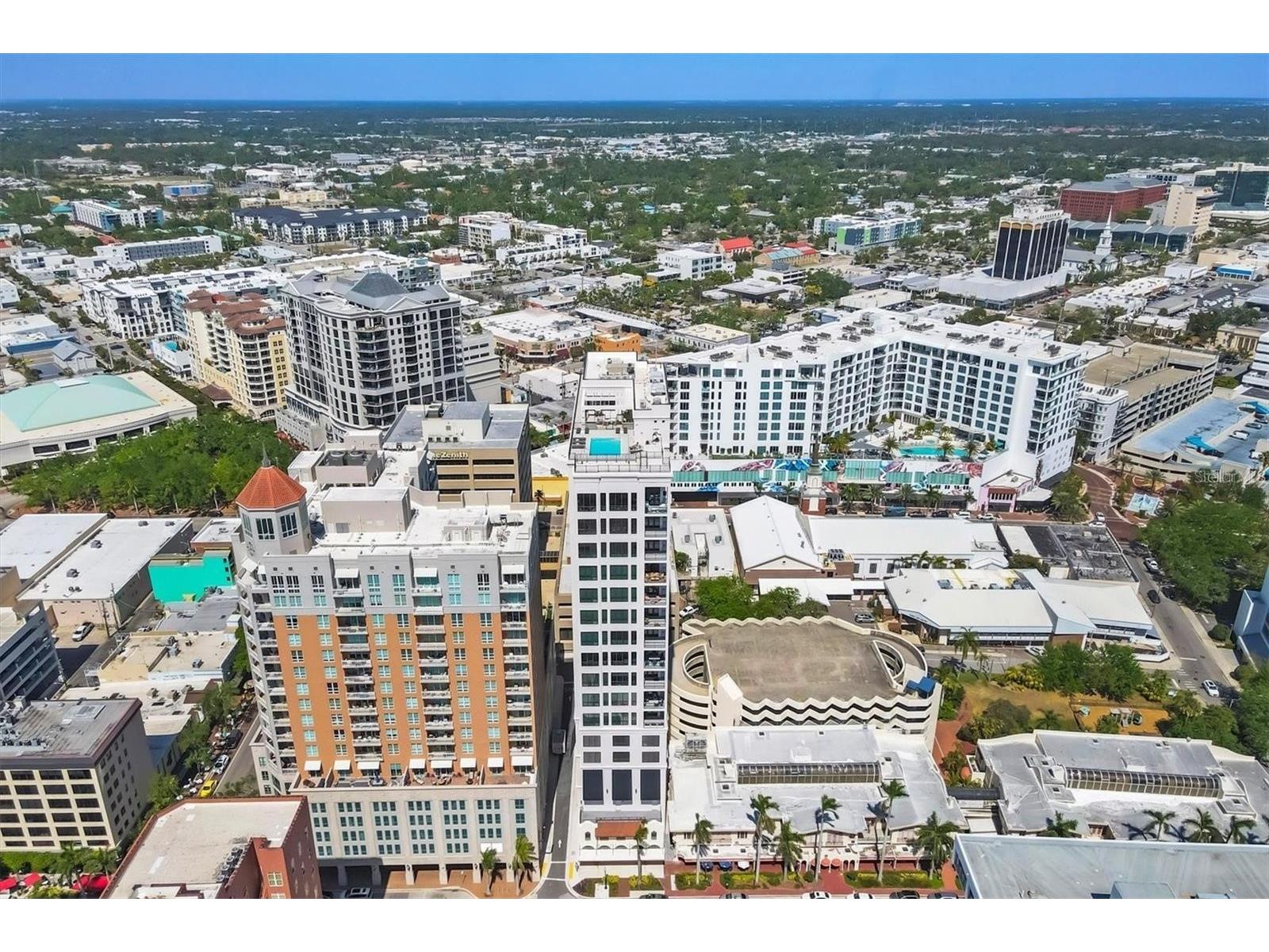 33 S Palm Avenue #704 Sarasota FL 34236 A4692169 image1