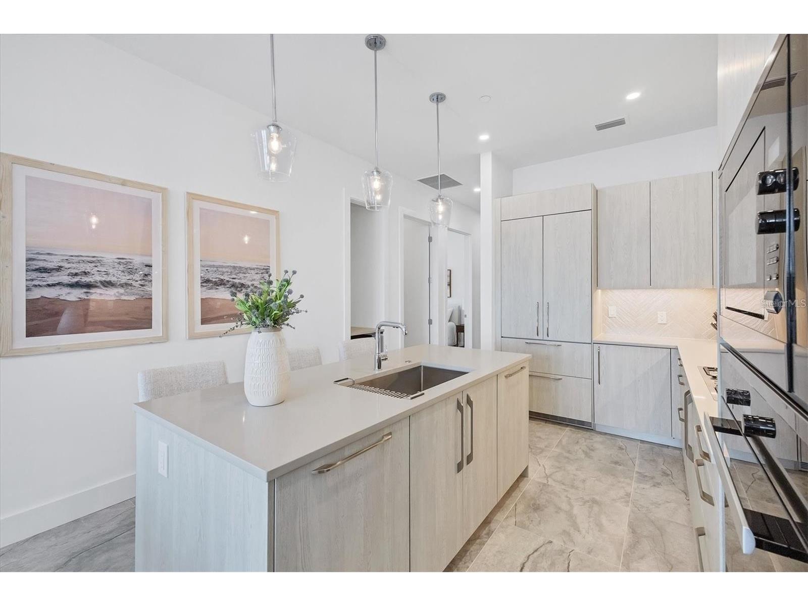 33 S Palm Avenue #704 Sarasota FL 34236 A4692169 image11