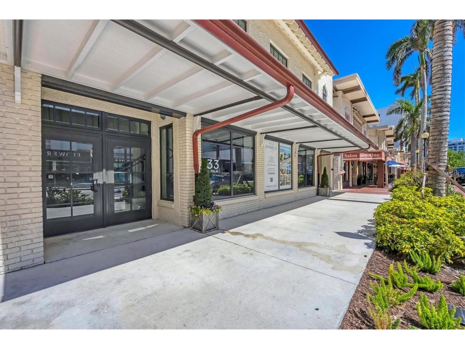 33 S Palm Avenue #704 Sarasota FL 34236 A4692169 image2