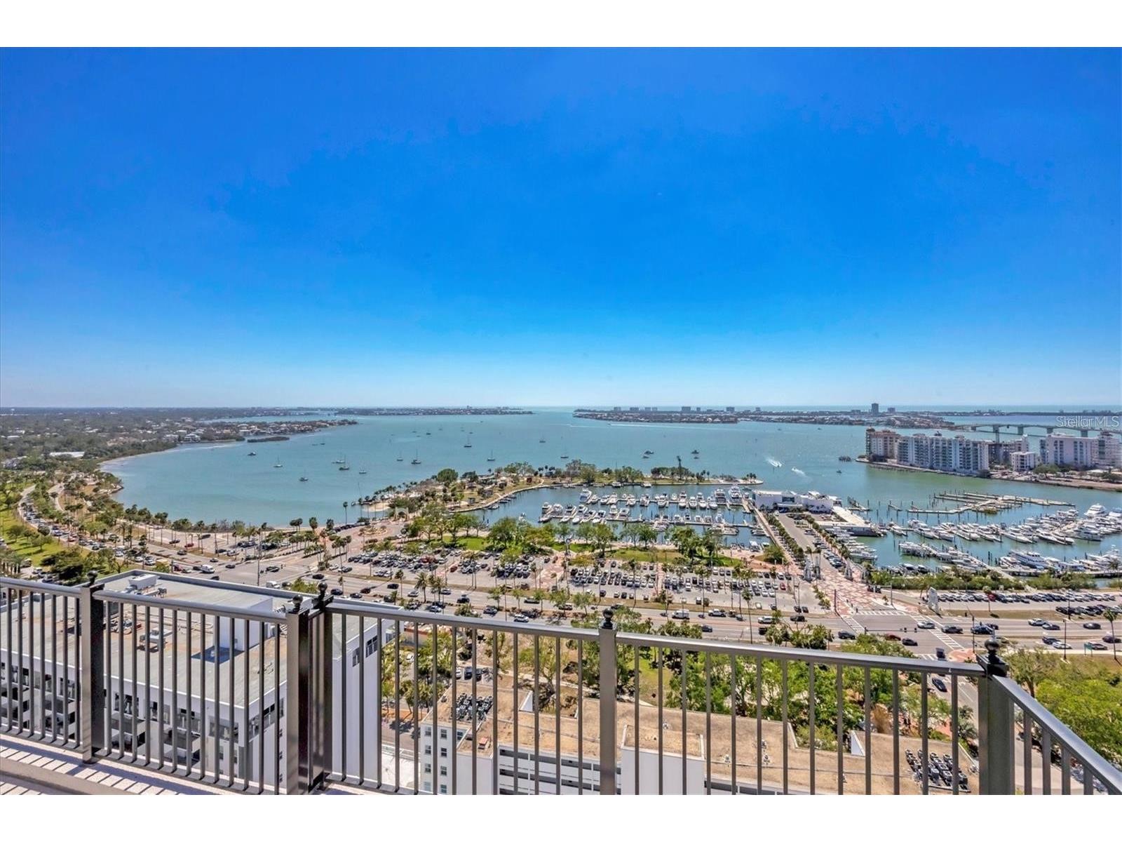 33 S Palm Avenue #704 Sarasota FL 34236 A4692169 image49