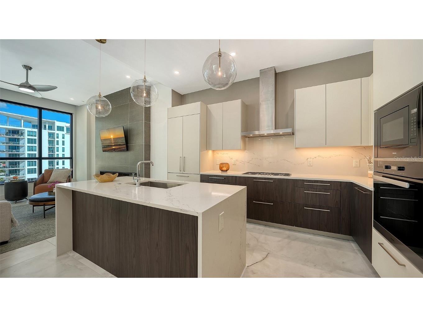 33 S Palm Avenue #803 Sarasota FL 34236 A4671344 image9