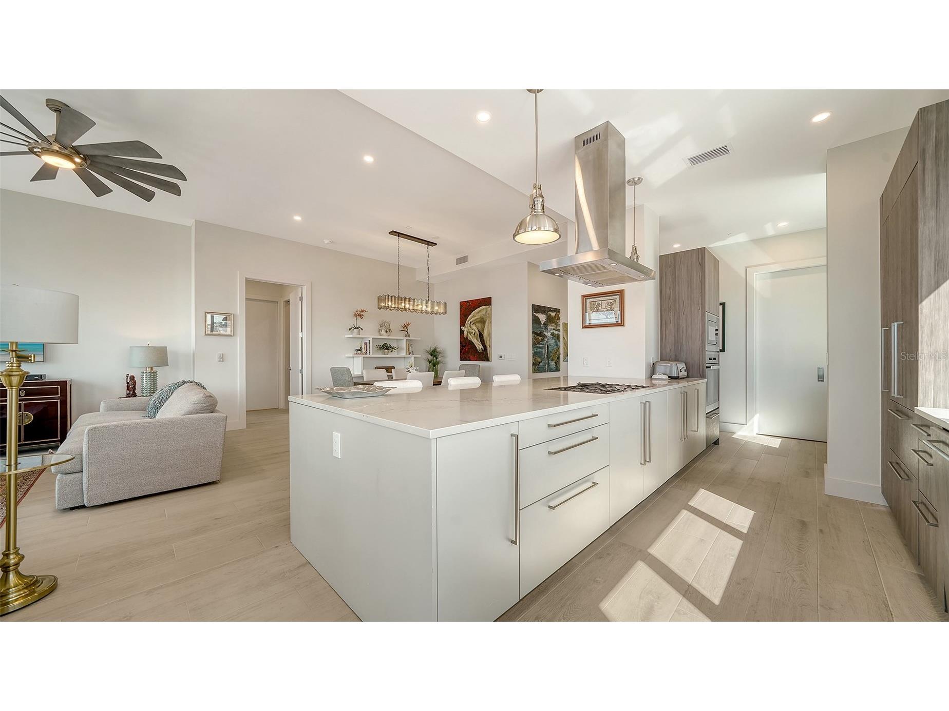 33 S Palm Avenue #901 Sarasota FL 34236 A4695811 image10
