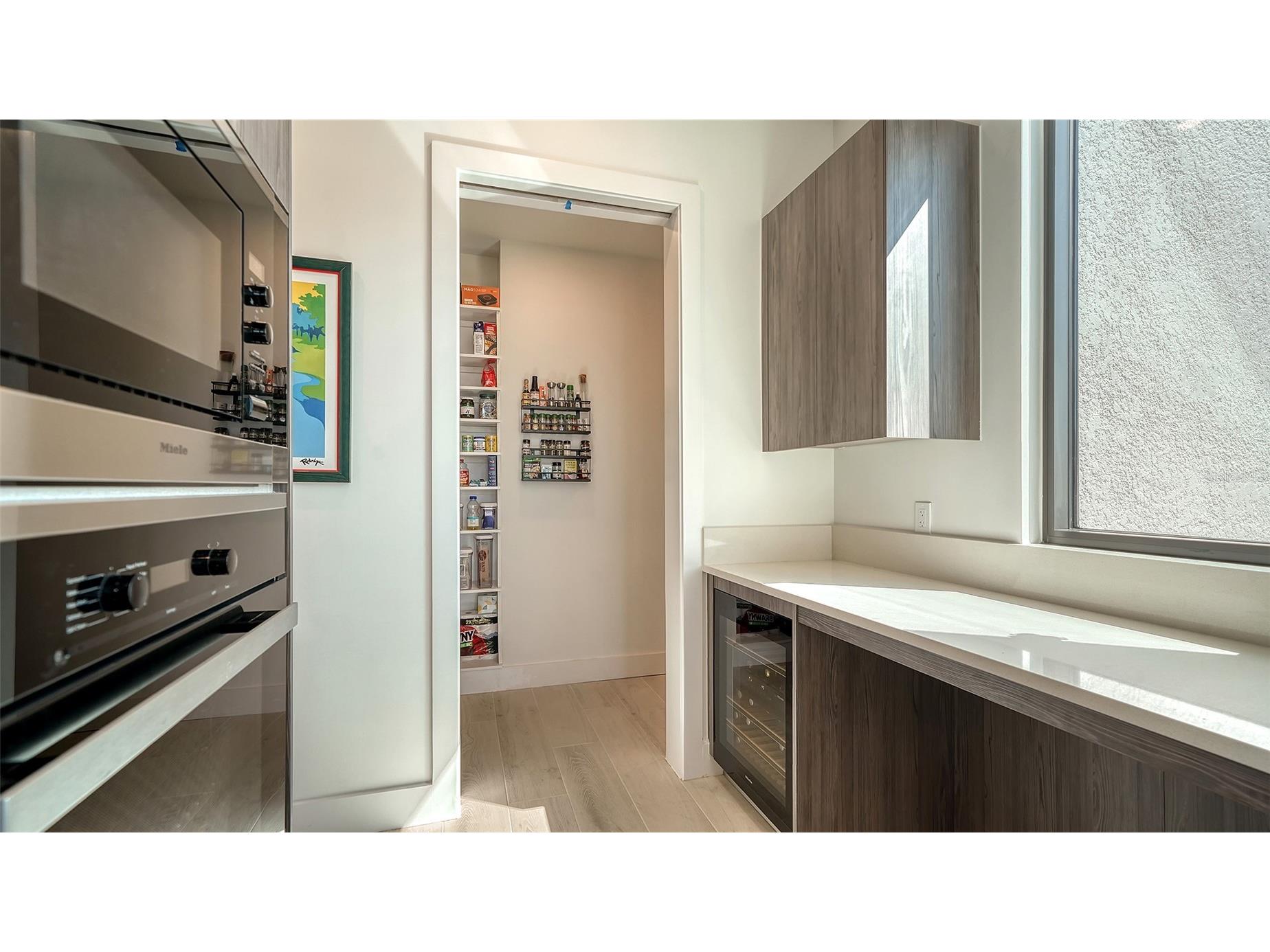 33 S Palm Avenue #901 Sarasota FL 34236 A4695811 image12