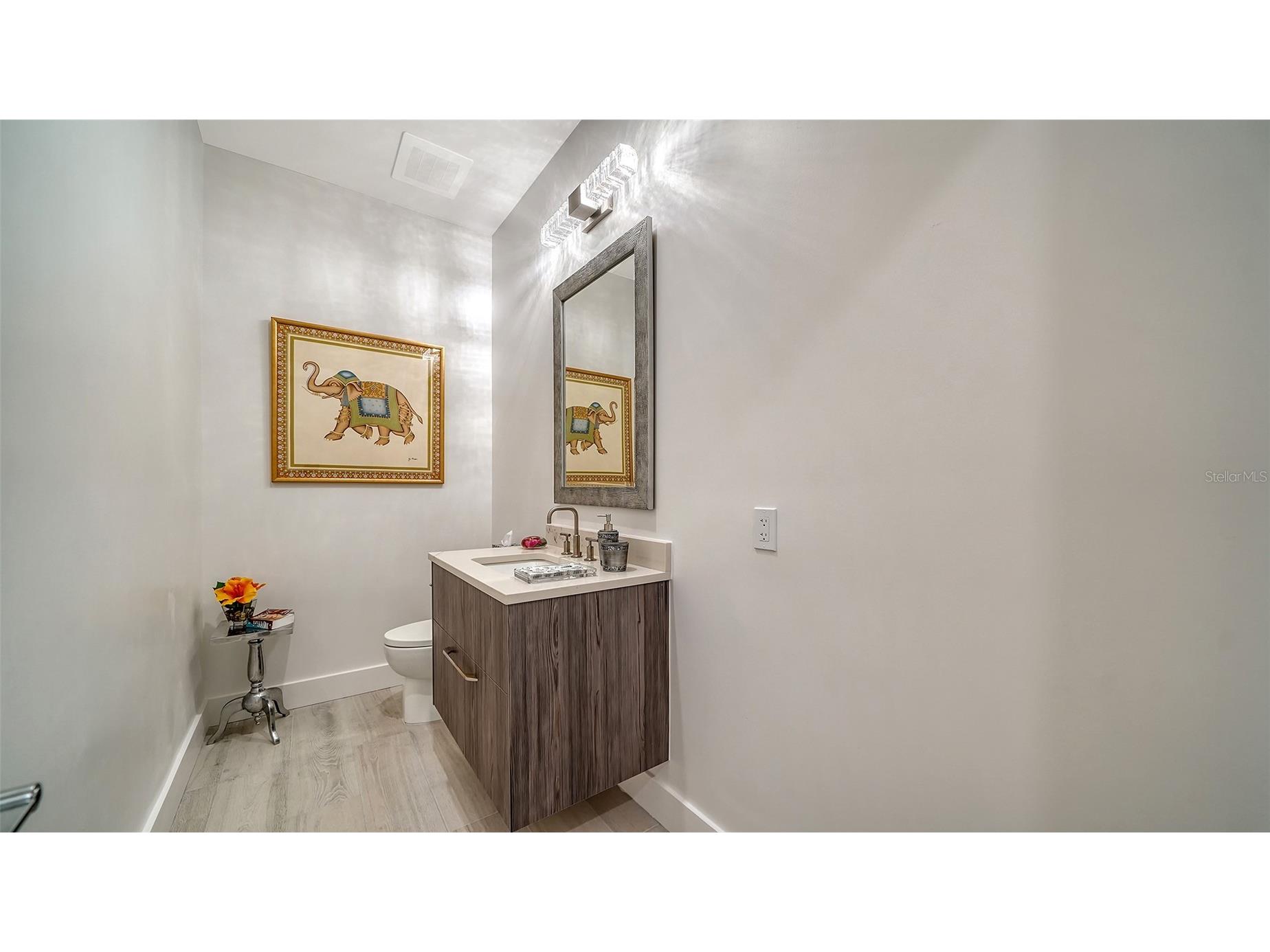 33 S Palm Avenue #901 Sarasota FL 34236 A4695811 image33