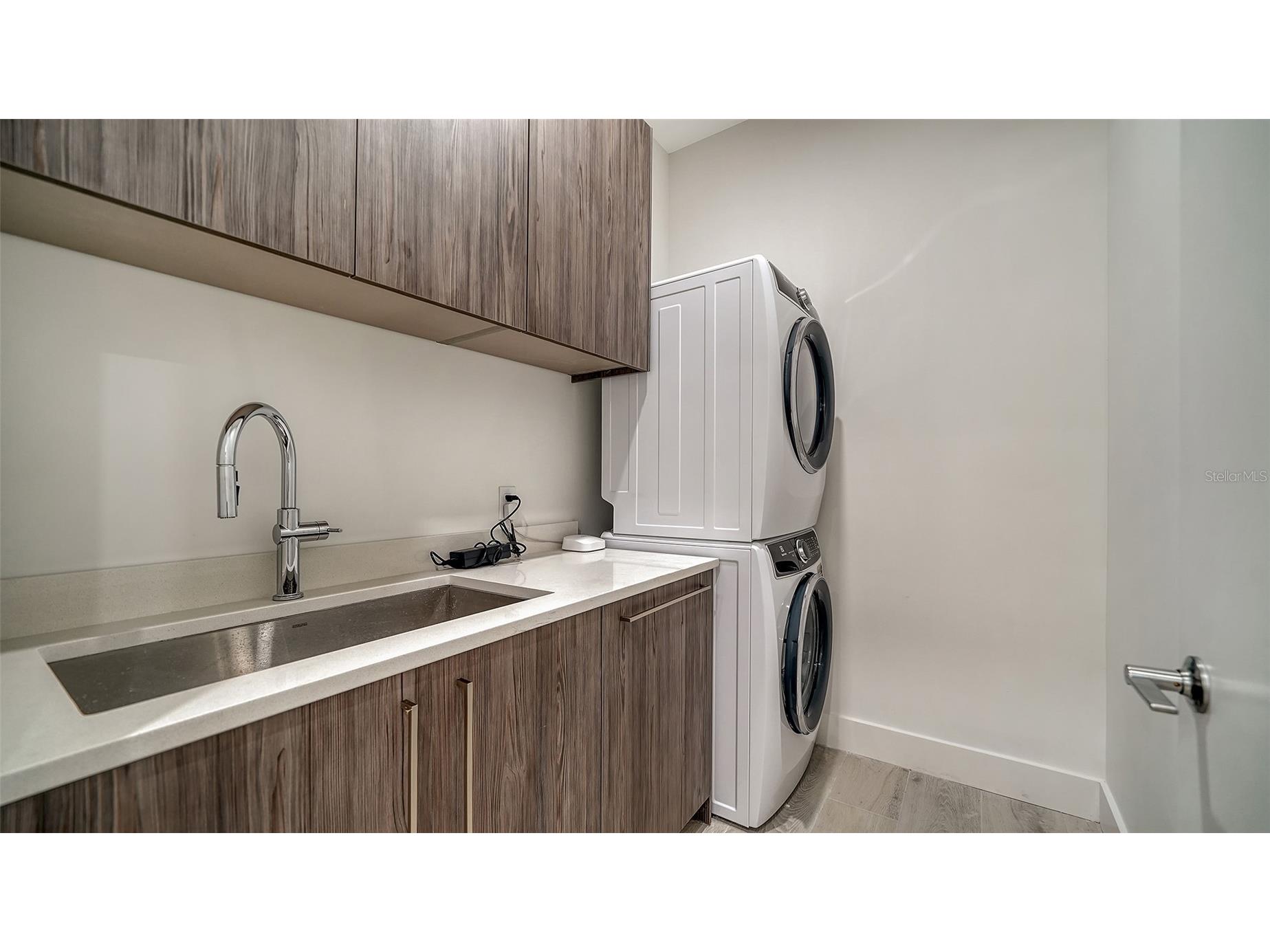 33 S Palm Avenue #901 Sarasota FL 34236 A4695811 image34
