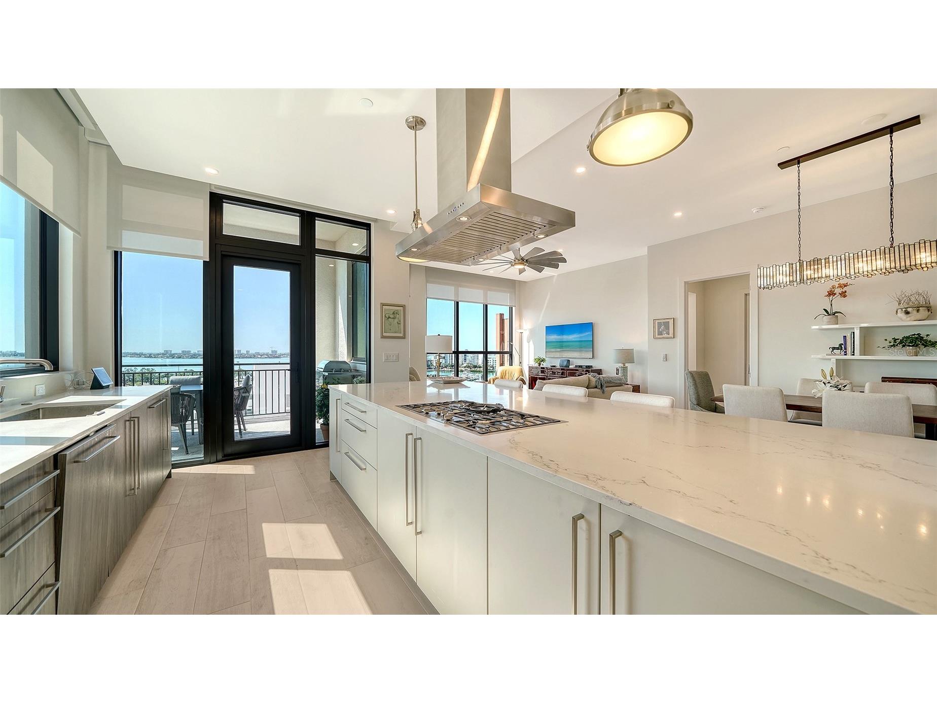 33 S Palm Avenue #901 Sarasota FL 34236 A4695811 image8