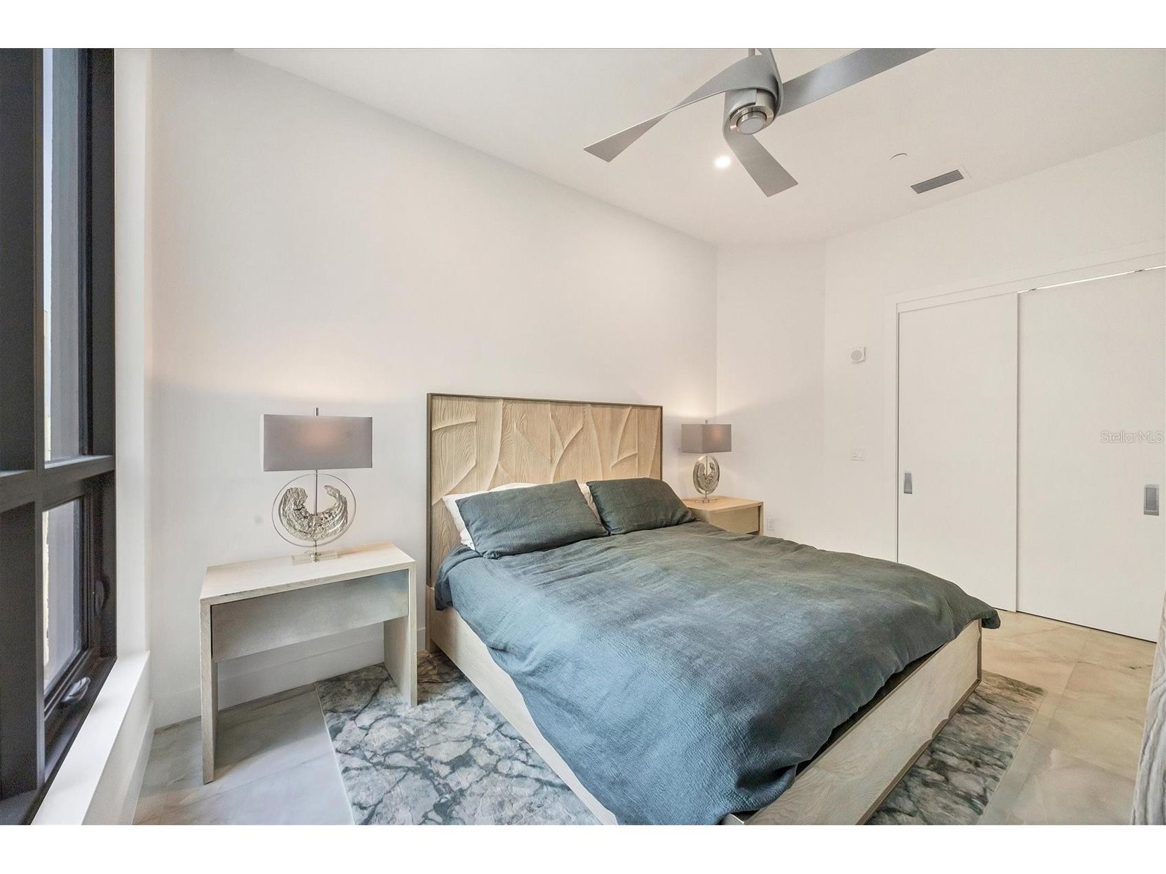 33 S Palm Avenue #902 Sarasota FL 34236 A4678251 image16