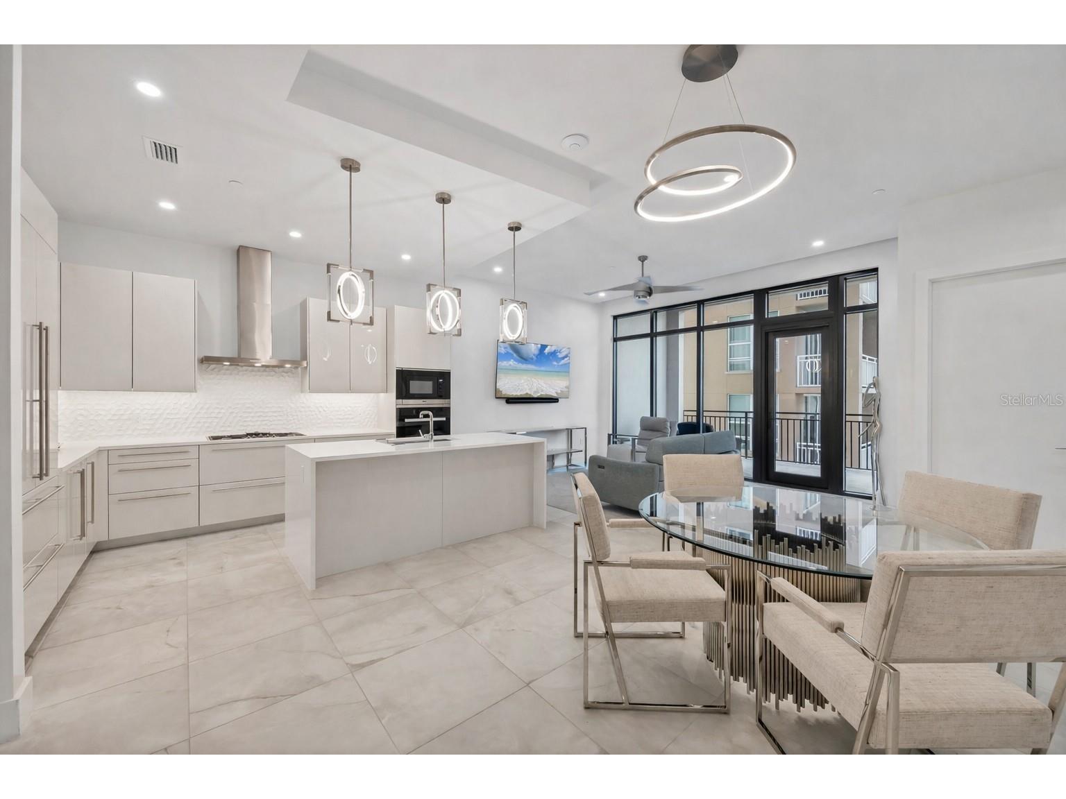 33 S Palm Avenue #902 Sarasota FL 34236 A4678251 image6