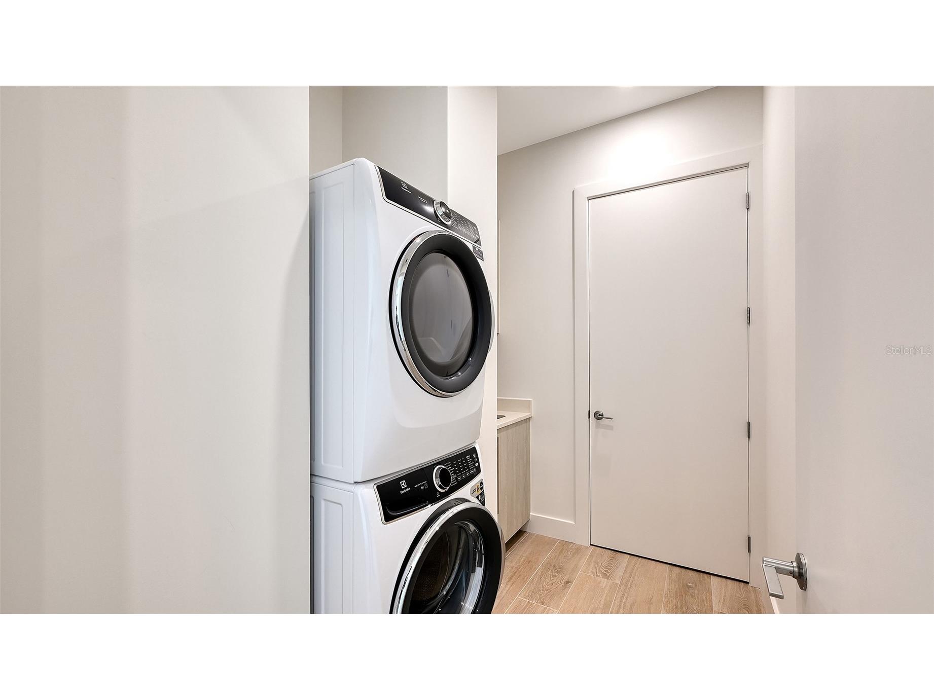 33 S Palm Avenue #904 Sarasota FL 34236 A4680271 image19