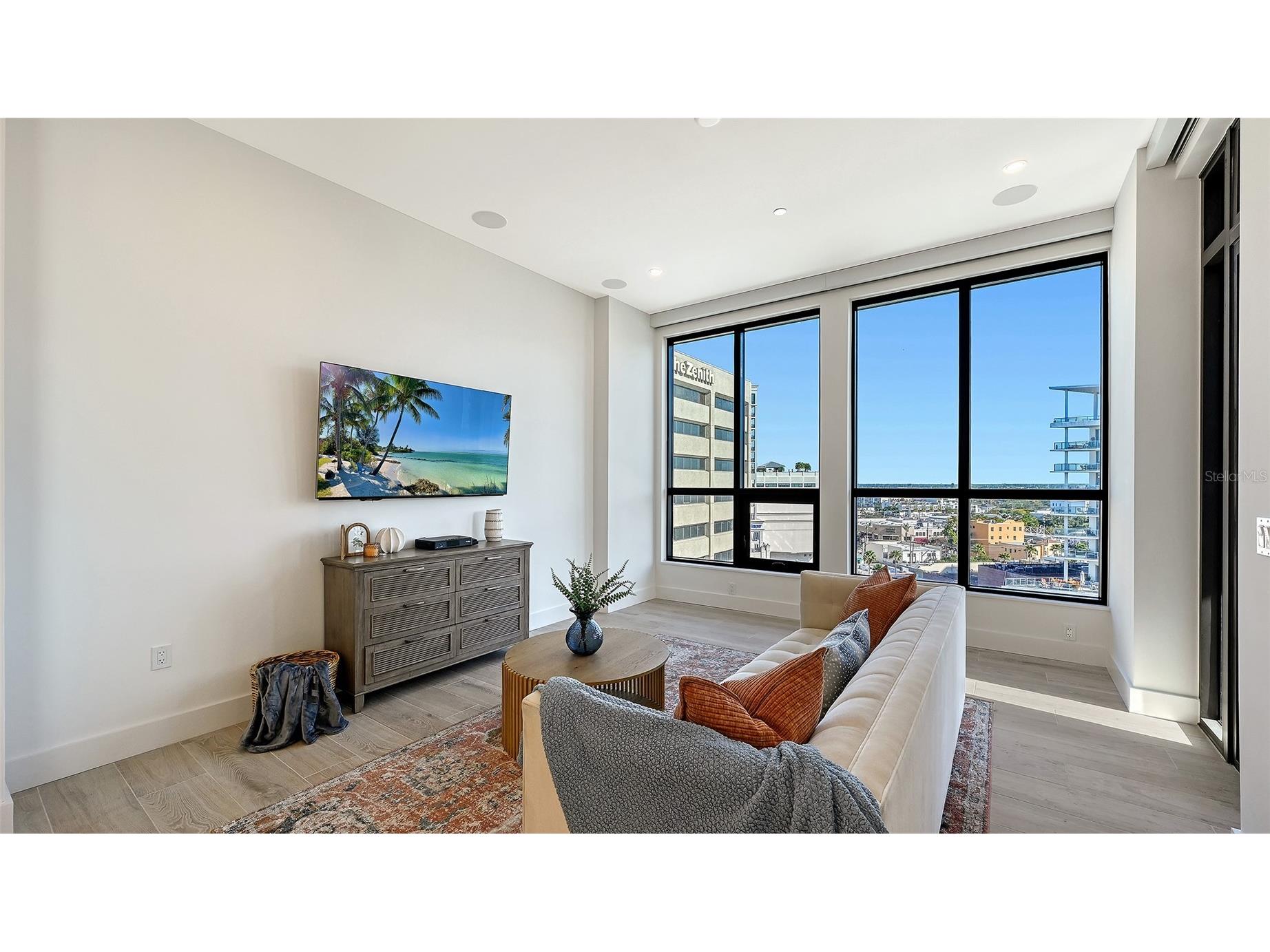 33 S Palm Avenue #904 Sarasota FL 34236 A4680271 image5