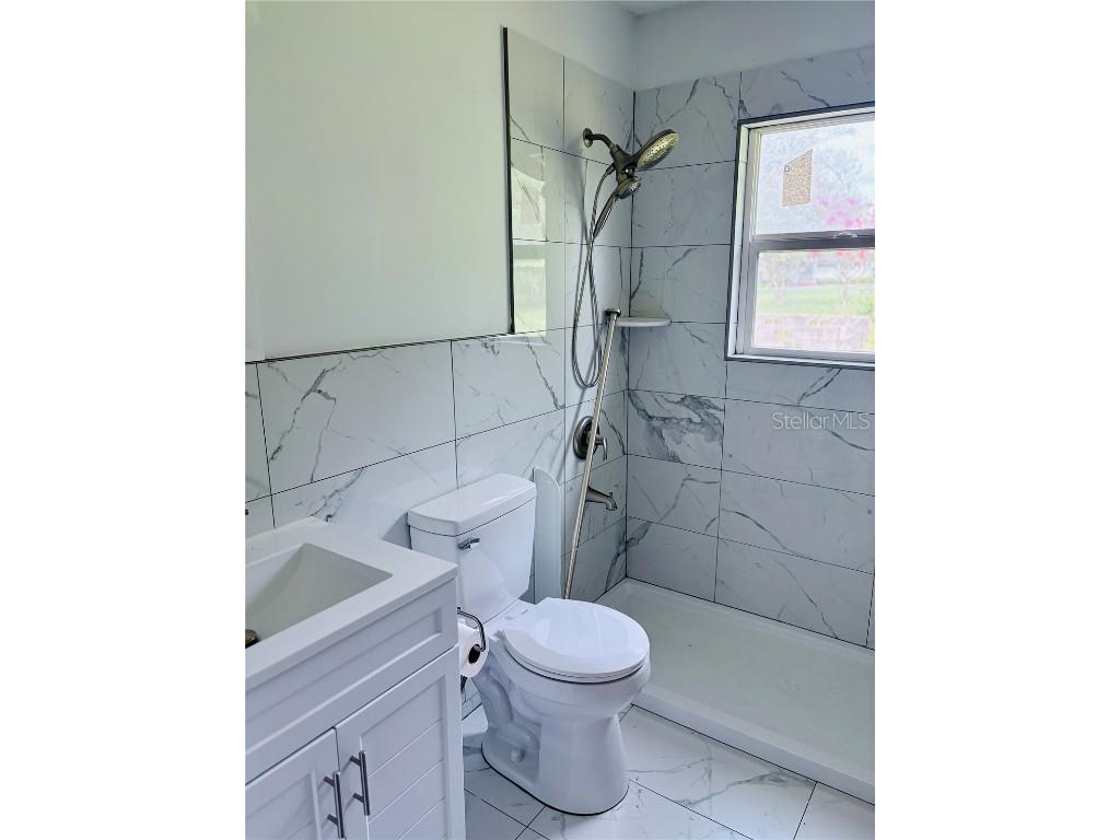 33 Spring Loop Ocala FL 34472 OM705216 image16