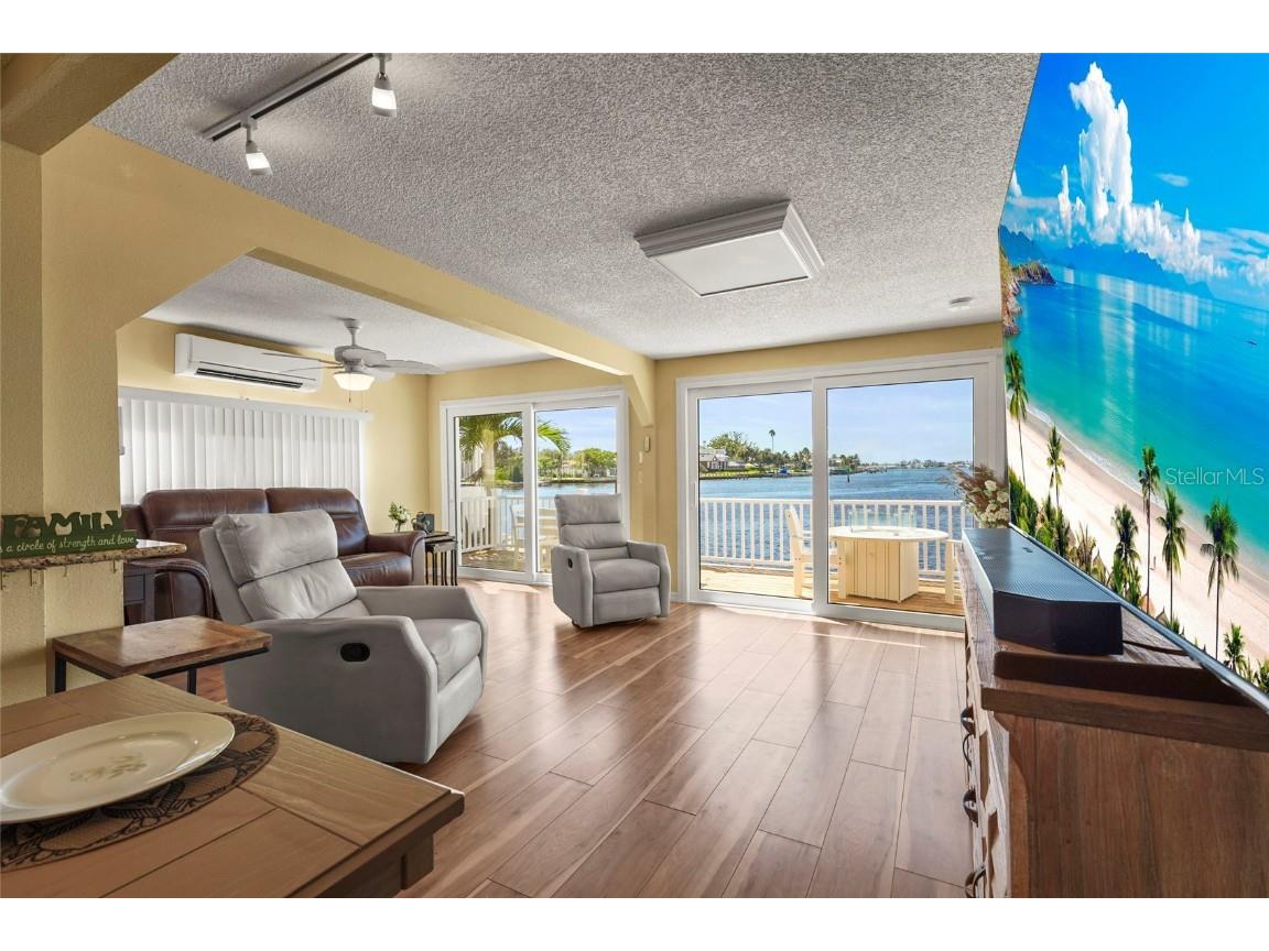 33 Starboard Drive Venice FL 34285 - ROBERTS BAY & INTRACOASTAL WW A4665399 image11