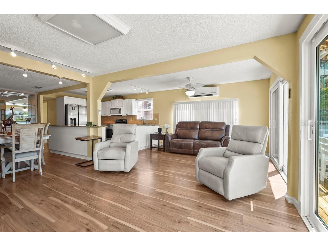 33 Starboard Drive Venice FL 34285 - ROBERTS BAY & INTRACOASTAL WW A4665399 image14