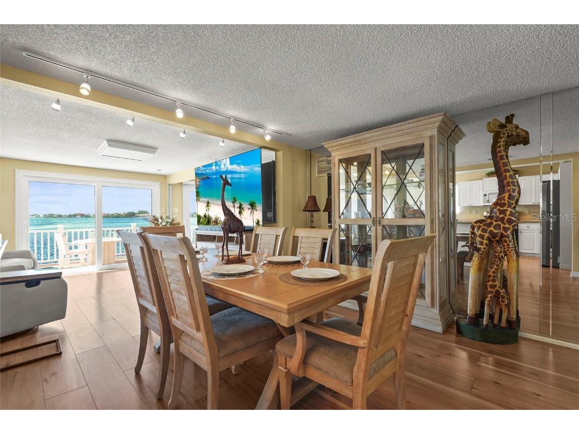 33 Starboard Drive Venice FL 34285 - ROBERTS BAY & INTRACOASTAL WW A4665399 image18