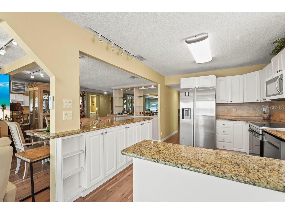 33 Starboard Drive Venice FL 34285 - ROBERTS BAY & INTRACOASTAL WW A4665399 image20