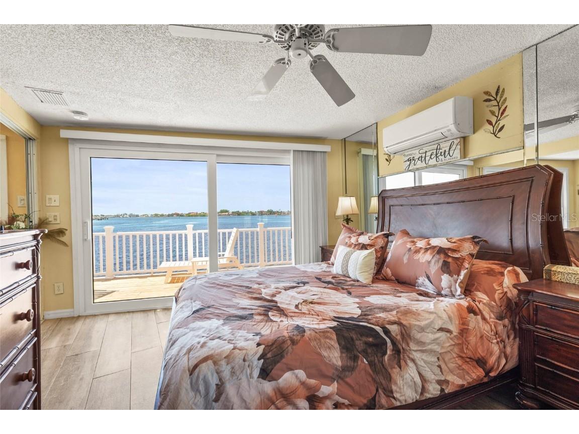 33 Starboard Drive Venice FL 34285 - ROBERTS BAY & INTRACOASTAL WW A4665399 image28