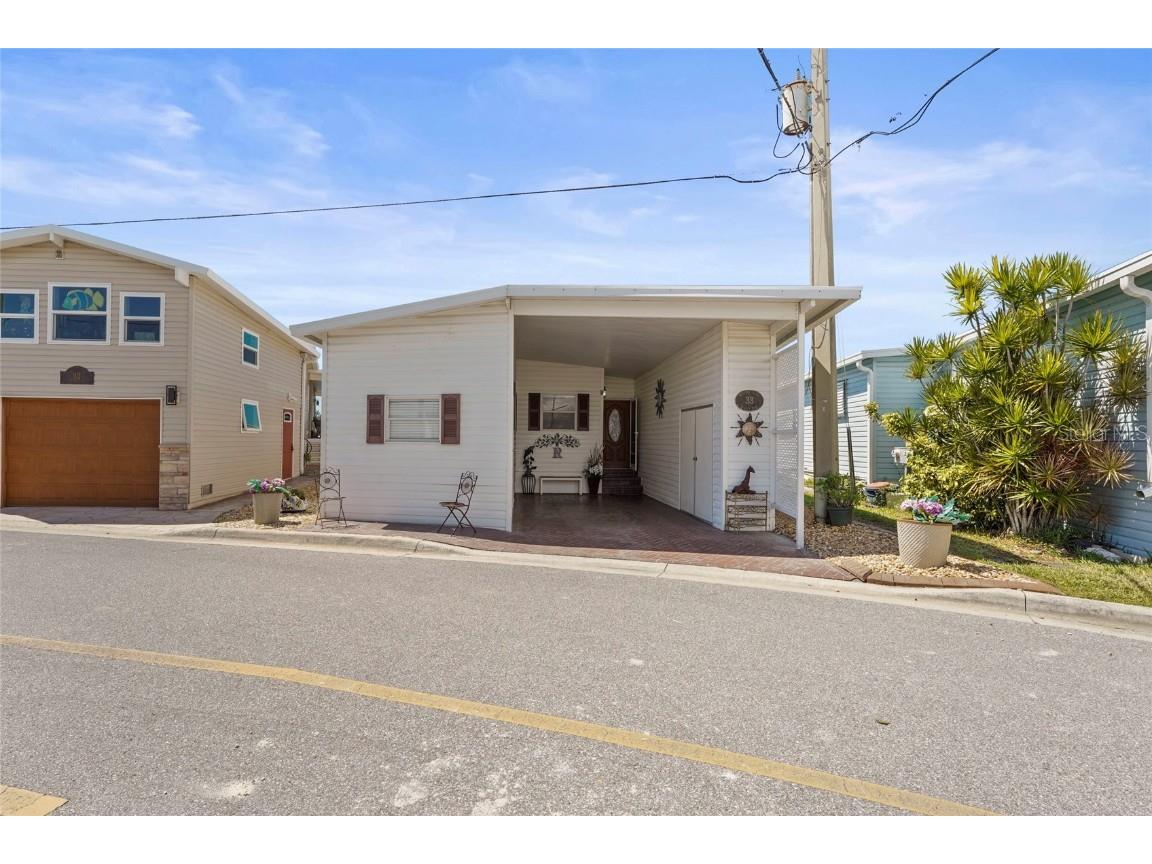 33 Starboard Drive Venice FL 34285 - ROBERTS BAY & INTRACOASTAL WW A4665399 image3