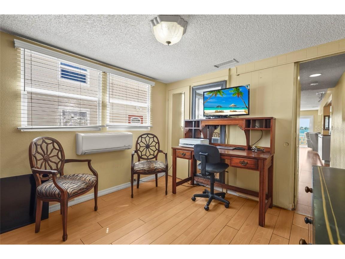 33 Starboard Drive Venice FL 34285 - ROBERTS BAY & INTRACOASTAL WW A4665399 image37