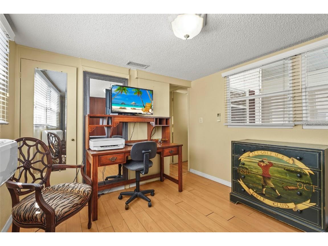 33 Starboard Drive Venice FL 34285 - ROBERTS BAY & INTRACOASTAL WW A4665399 image38