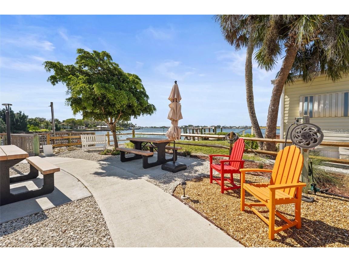 33 Starboard Drive Venice FL 34285 - ROBERTS BAY & INTRACOASTAL WW A4665399 image84