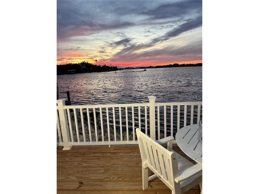 33 Starboard Drive Venice FL 34285 - ROBERTS BAY & INTRACOASTAL WW A4665399 image90