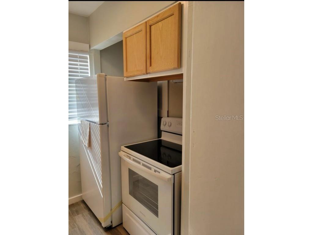 330 20th Avenue S Saint Petersburg FL 33705 TB8403232 image5