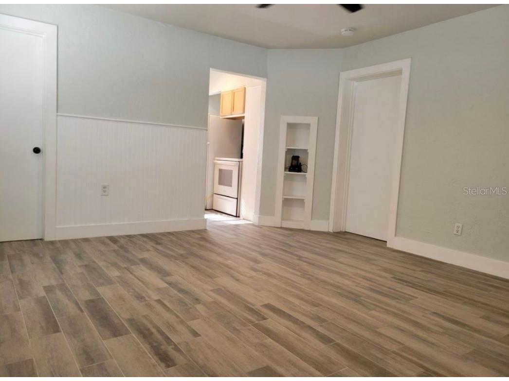 330 20th Avenue S Saint Petersburg FL 33705 TB8403232 image9