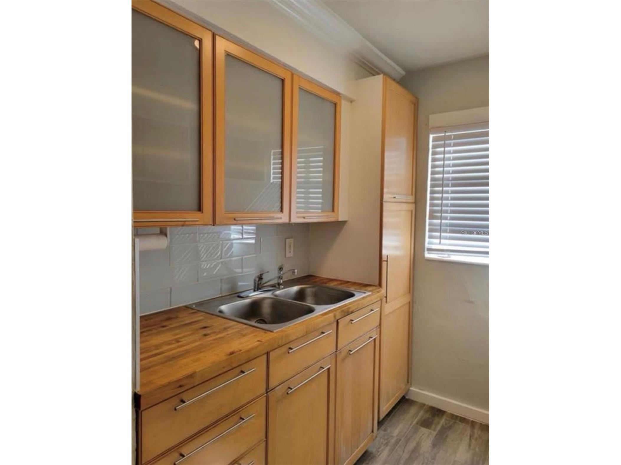 330 20th Avenue S Saint Petersburg FL 33705 TB8517074 image9