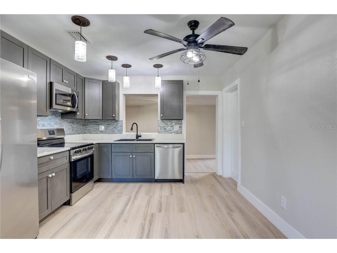 330 83rd Avenue NE Saint Petersburg FL 33702 TB8422380 image18