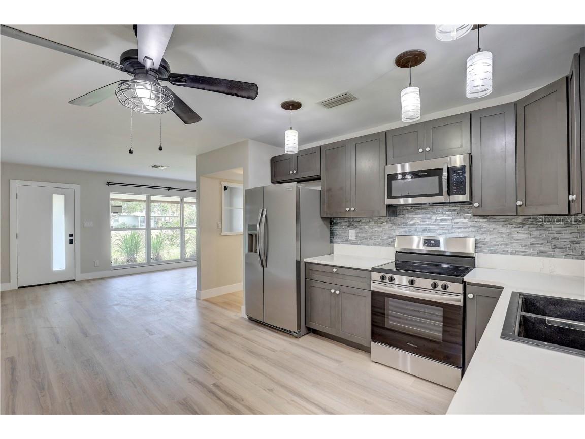 330 83rd Avenue NE Saint Petersburg FL 33702 TB8422380 image20