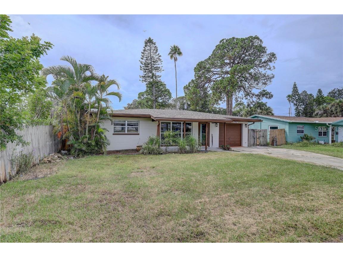 330 83rd Avenue NE Saint Petersburg FL 33702 TB8422380 image3