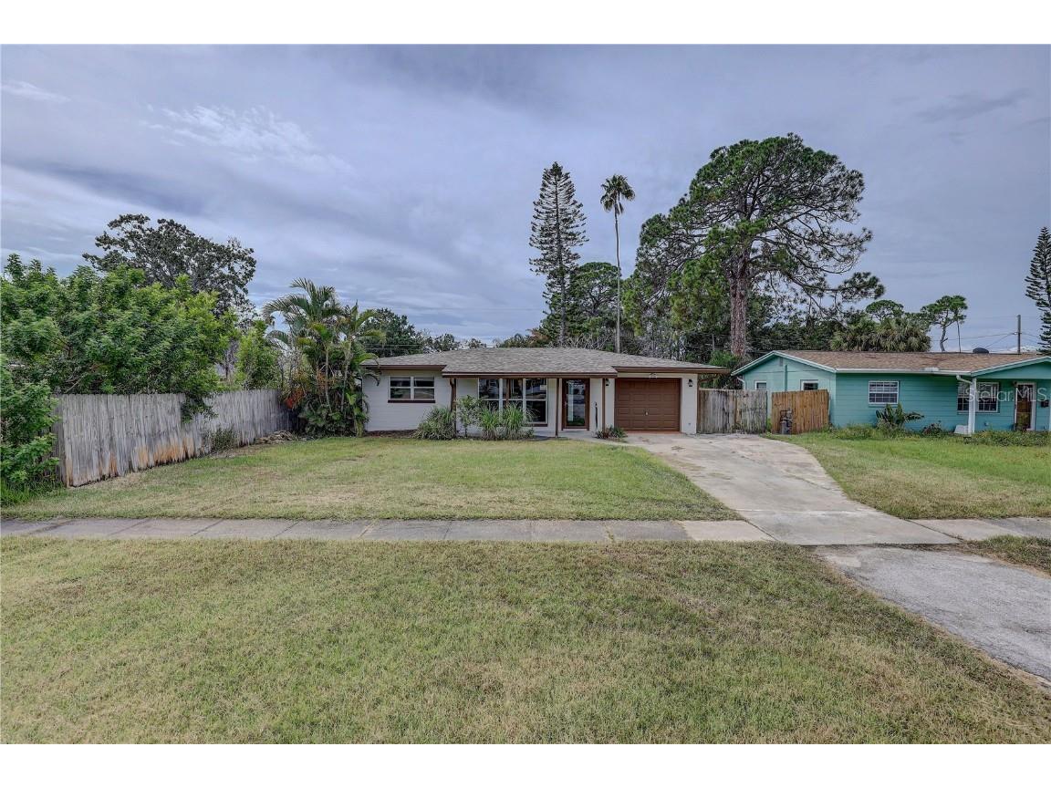330 83rd Avenue NE Saint Petersburg FL 33702 TB8422380 image4