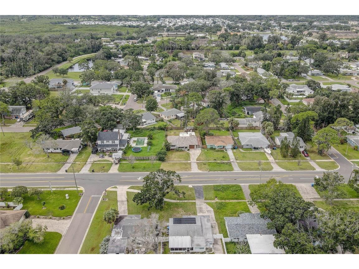 330 83rd Avenue NE Saint Petersburg FL 33702 TB8422380 image43